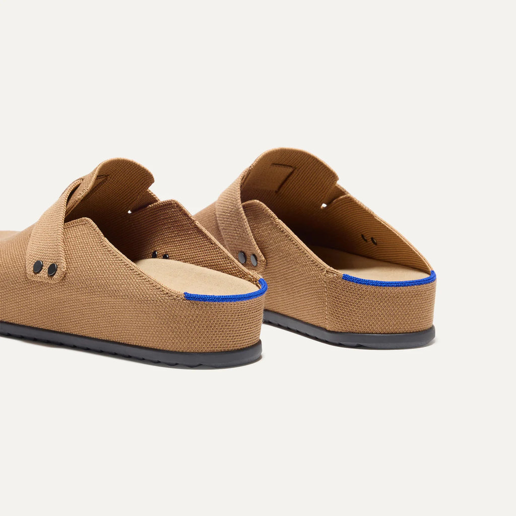 FLATREVE  The Men's Clog