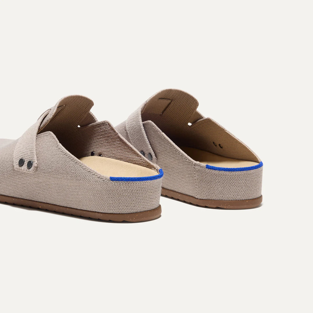 FLATREVE  The Men's Clog
