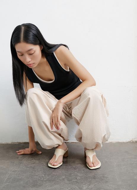 FLATREVE  low heels