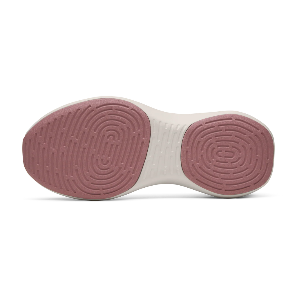 FLATREVE  Women's Dasher