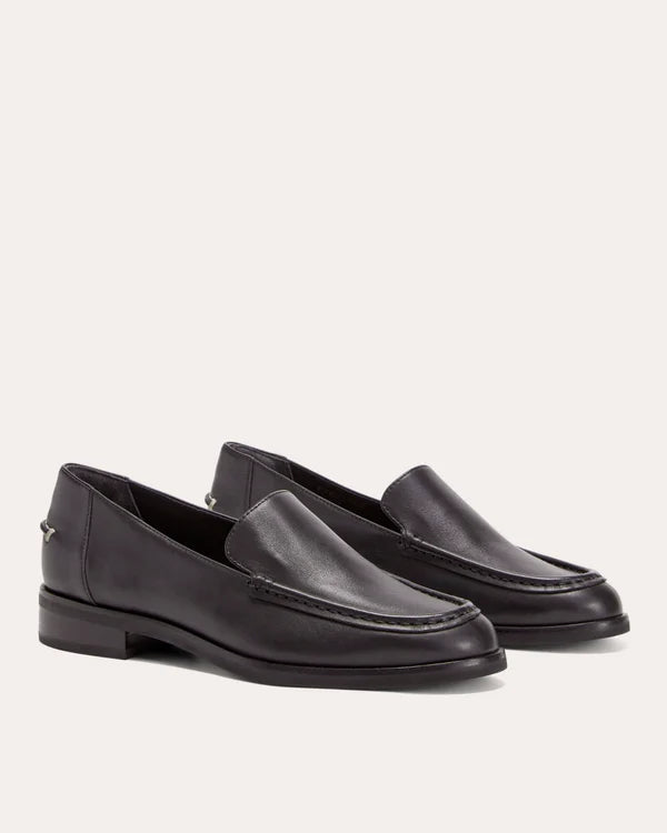 FLATREVE  The Modern Loafer